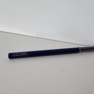 Estee Lauder Lip Defining Pencil in color Spice  New